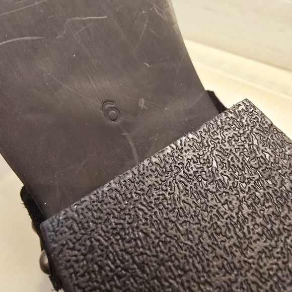 {6} NWT Vintage 7 Alameda Black Suede Western Buckle Ankle Booties - Picture 15 of 15